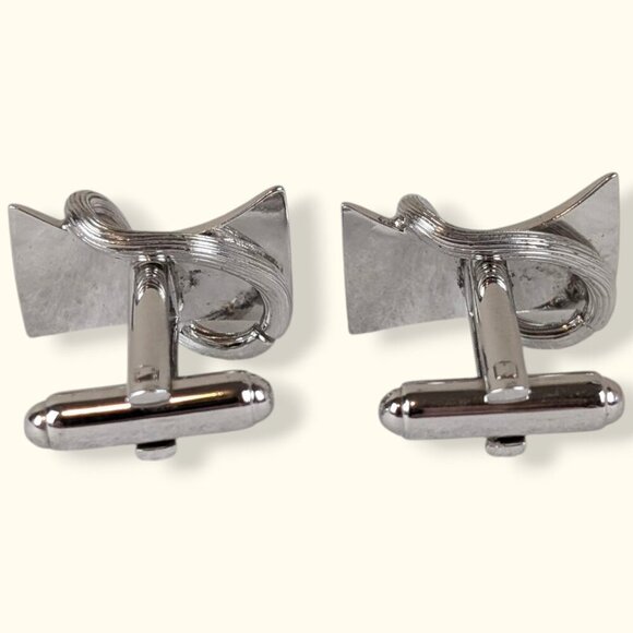 (2/$20) V. Bowtie-Like Metal Cufflinks - Picture 4 of 5